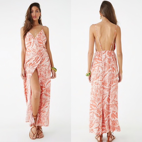 Forever 21 Floral Dress - Picture 2 of 3